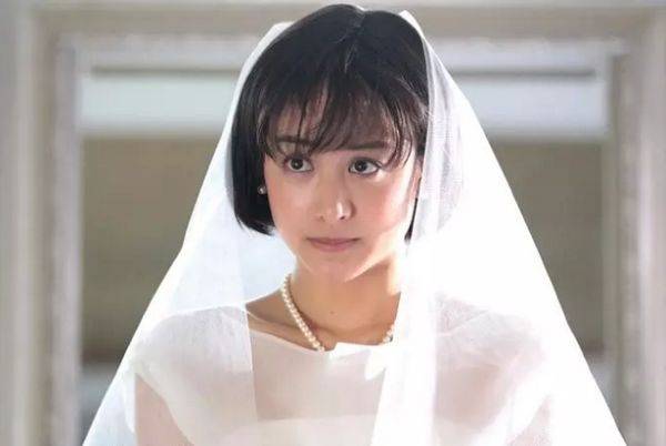 2017年日剧搭档锦户亮《我的丈夫工作无能》 2017年电影搭档佐藤健