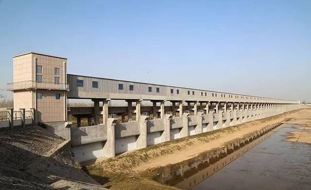 石洼 渠村分洪闸除险加固工程通过竣工验收