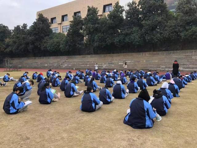 大赛 较量的不只是记忆力了 ——记杭州东方中学国际部10年级spelling