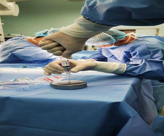 癌痛患者的福音:鞘内镇痛泵植入术——四川省首例鞘内镇痛泵植入术