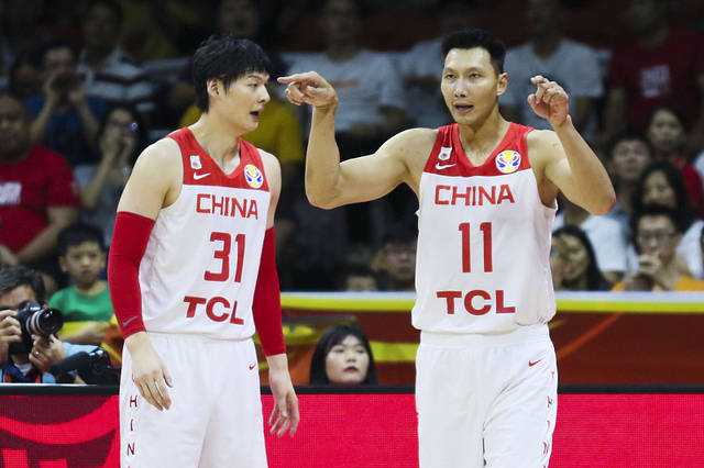 易建联26分完胜王哲林,广东男篮151-121大胜福建,刷新得分纪录!
