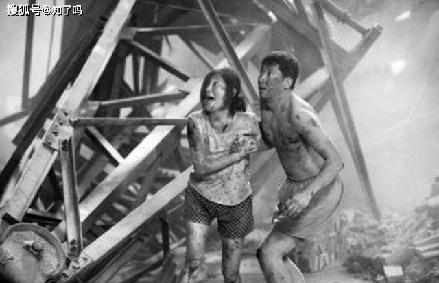 老照片:1976年唐山大地震真实的景象,惨烈一目了然!
