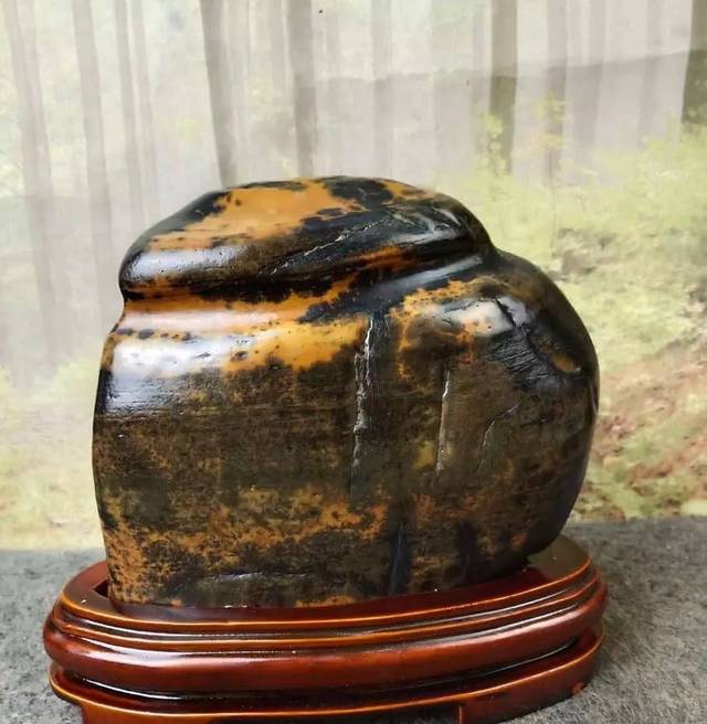 奇石欣赏:岁月磨洗 唯美石与人生不可辜负!