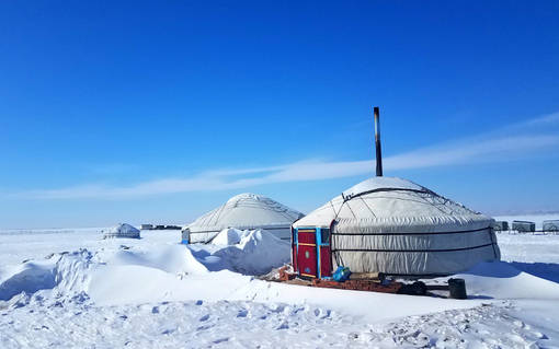 大草原蒙古包图片冬季图片