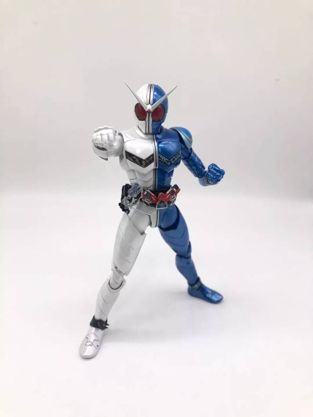 假面骑士w 獠牙扳机 双形态 真骨雕,重涂制作