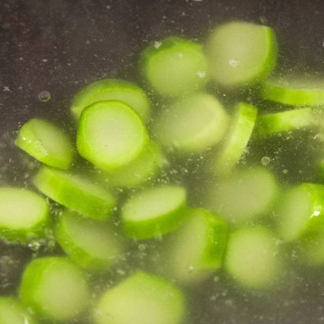 1份蛋炒饭,3种口感,6份配料,冬天就要吃最厚的那一款!_手机搜狐网