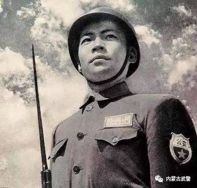 武装警察 人民解放軍　17式武警春秋常服　上下セット 武装警察 人民解放軍 17式武警春秋常服 上下セット（集】051011