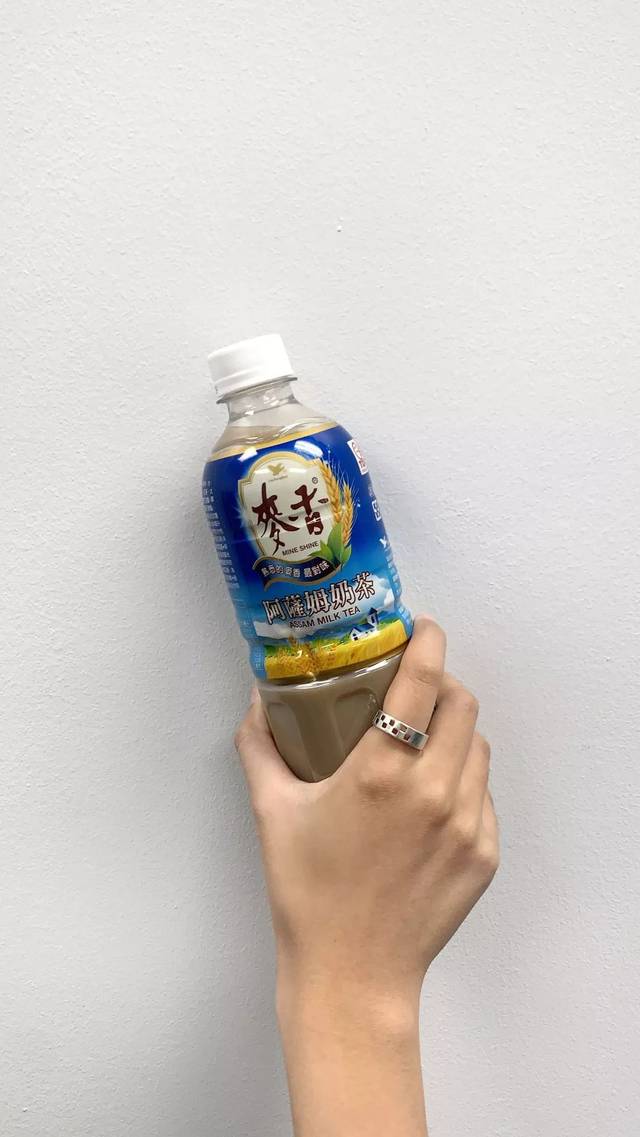 我们喝了6小时奶茶,只为帮你选出多伦多最差的那瓶