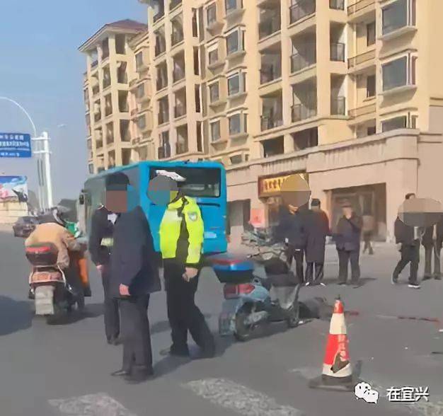 官林車禍!老人哭的撕心裂肺,宜興這個電瓶車主再也回不了家!