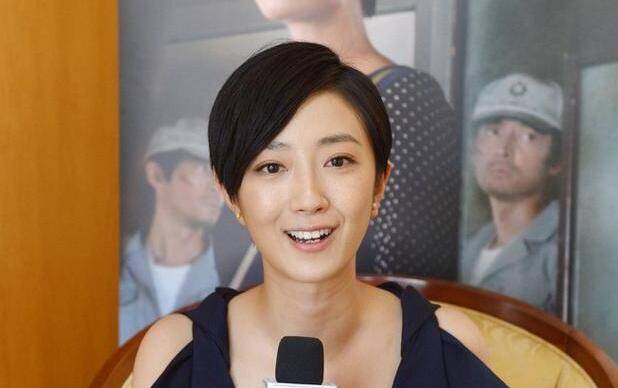 桂纶镁曝万茜请客不带钱, 叫胡歌来买单, 原因也是让人爆笑