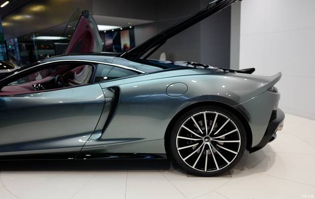 这是你能买到最便宜的迈凯伦!全系迈凯伦gt海外实拍!