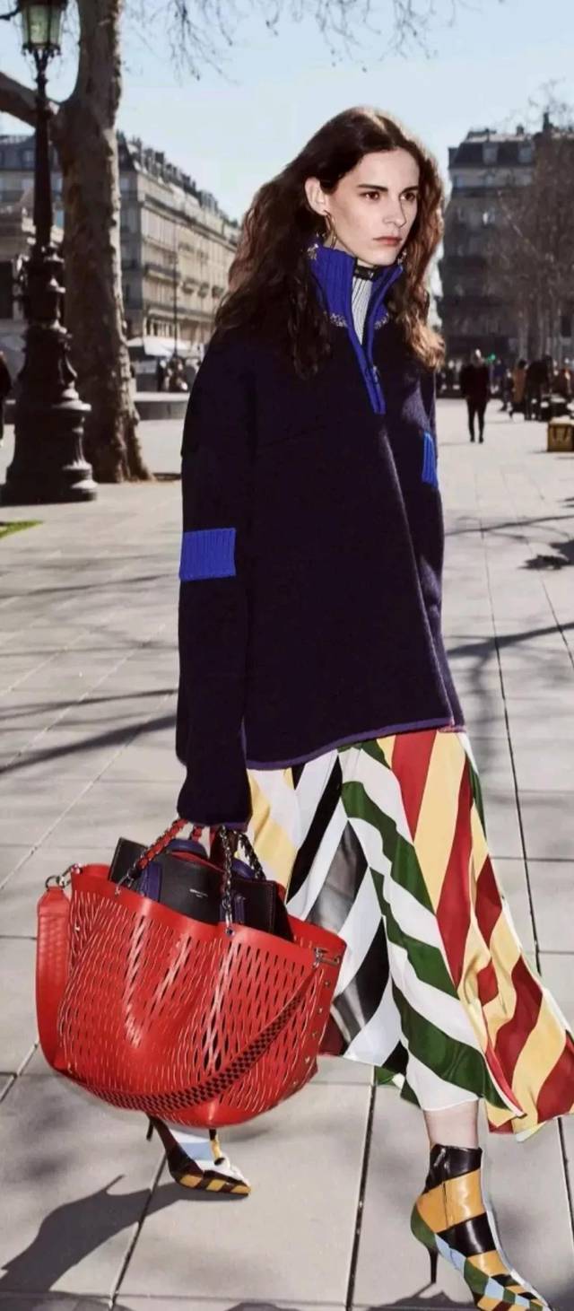 邦哥分享,每日五行穿衣