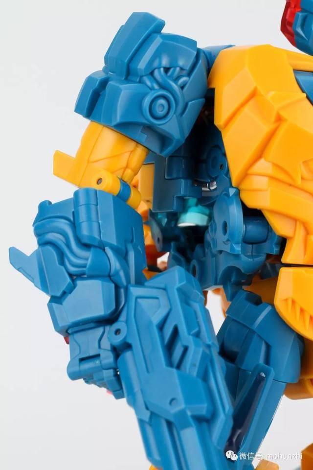 模玩测评:变形金刚第三方 tfc 恶魔五合体 撒旦 阿斯塔罗德