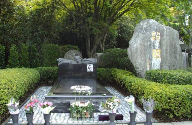 高以翔公司再发声明,确认高以翔遗体回程,与邓丽君同一墓地