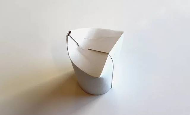 不需要杯盖的可折叠纸杯来了,创意太赞了!