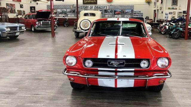 还原1966款福特Mustang GT Fastback，搭载V8引擎+3速自动变速箱！_手机