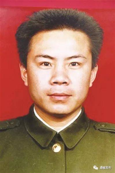烈士谱】用生命捍卫边陲安全——追记因公牺牲人民警察龙飞_手机搜狐
