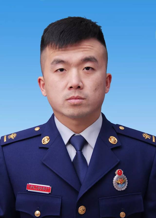 周口市消防救援支队扶沟县大队电话员 邓文浩