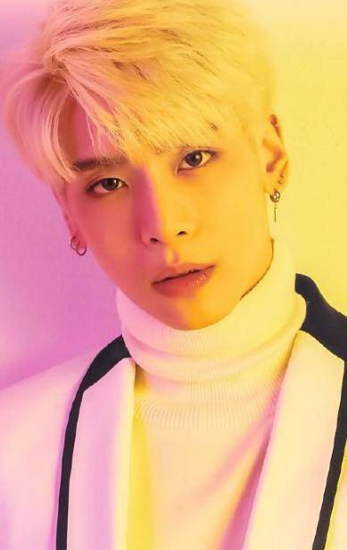 金钟铉离开两年了!人的离开分成三种,金钟铉永远不会经历第三种