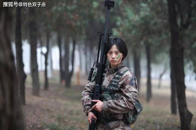 厉害 解放军女狙击手勇夺狙击大赛第一 一项绝技男兵难以企及