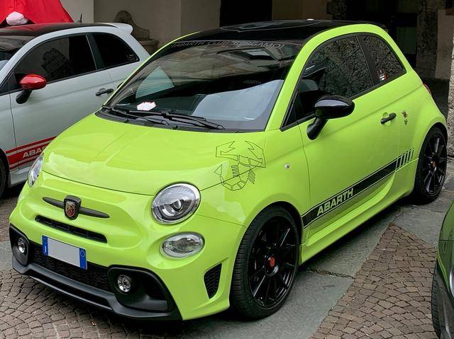 揭开这辆定制款菲亚特500阿巴斯秘密,高性能配置一览