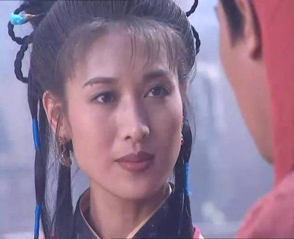 原创扈三娘嫁给王英后,为何会死心塌地?王英有个好处,林冲万万不及