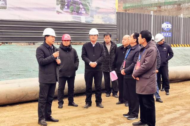 【公司微讯】沁源县人大常委会主任王宏斌一行到山西通洲焦化项目调研