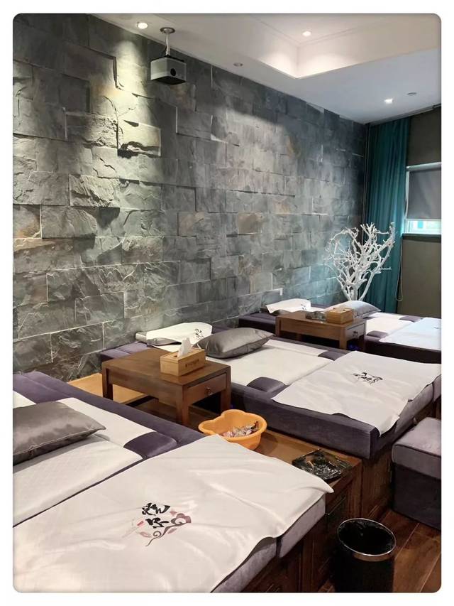 龙港影院式大型足浴试营业!50元限量秒杀298元足浴按摩体验券!