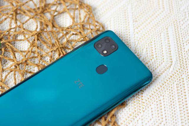 爱是陪伴是知寒问暖 是中兴blade 20孝心版