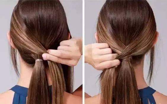 辫子头低马尾  扎发步骤> step1:左右各拨出一撮头发.