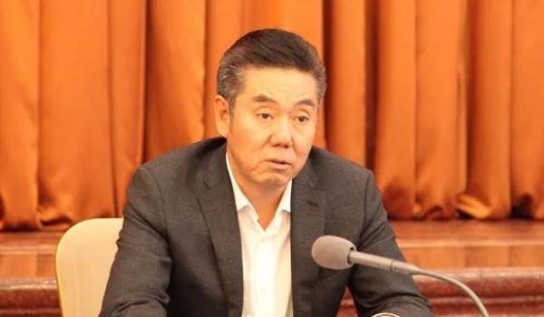 省内调动:辽宁阜新市委原书记裴伟东履新丹东市委书记_手机搜狐网
