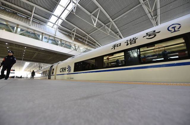 激动,红寺堡北站今天通车啦,宁夏开启高铁时代!