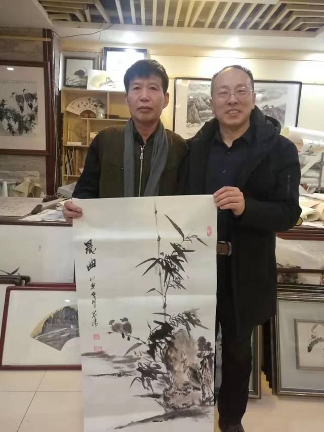 "草根画家"赵宏伟的墨艺人生_手机搜狐网