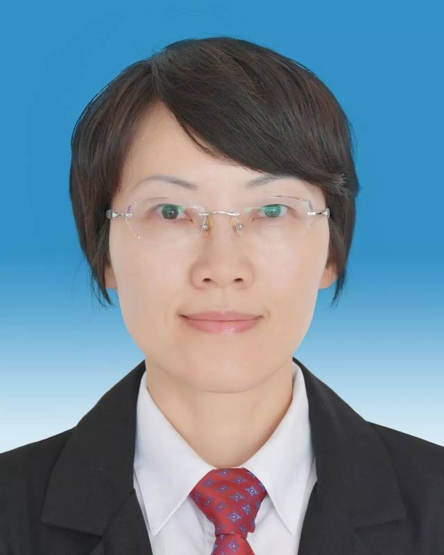 朱丽娜,女,汉族,1991年8月出生,大学学历,中共党员,2014年9月参加工作