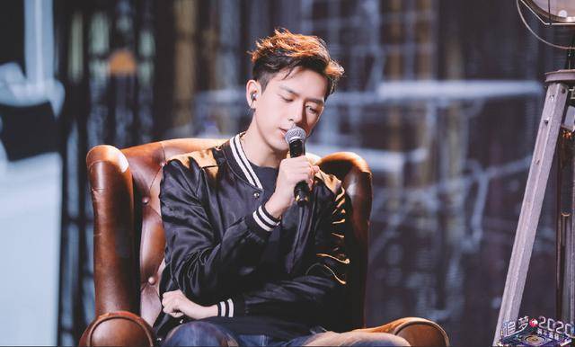 七台跨年晚会最全亮点：顶流都在湖南东方卫视，江苏卫视发话全程真唱（最新发布）