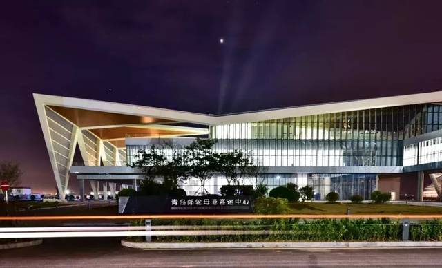 其中腾远副总建筑师,广维(wat)设计研究室主持建筑师魏鹏获青年建筑师