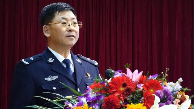 曹勇同志作报告 宣讲团成员分享的故事和介绍的经验感人肺腑,催人奋进