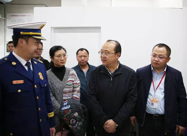 攀枝花市副市长邓斌带队开展元旦节前消防安全检查