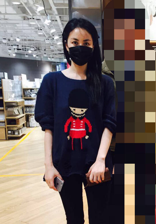 原创一百多的裤子两百多的鞋三百多的包——那些年王菲带火过的平价