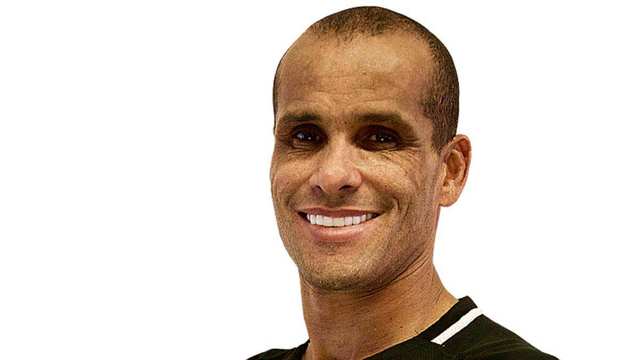 瓦刀脸认为"后瓜迪奥拉"时代的巴萨高层,在引援上有点拖累梅西