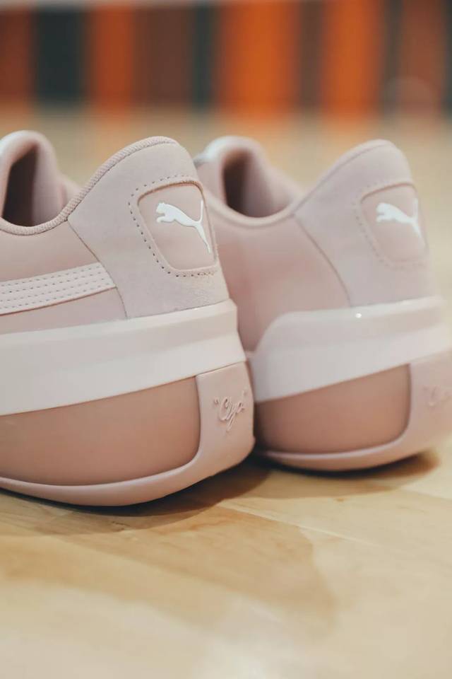 Puma clyde outlet hardwood misty rose