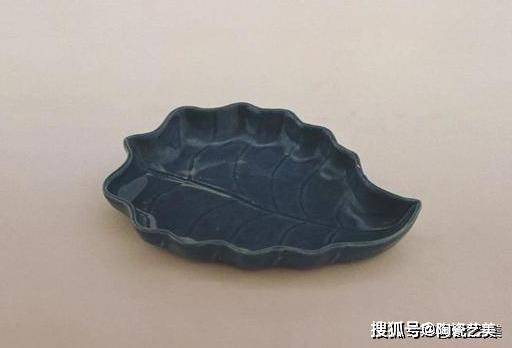 轻松辨别！霁蓝釉“元明清”的时代特征_搜狐网