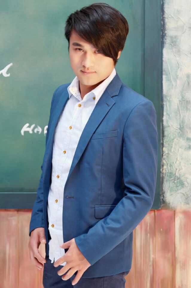 中益书法家协会草书委员会副主任顾明成