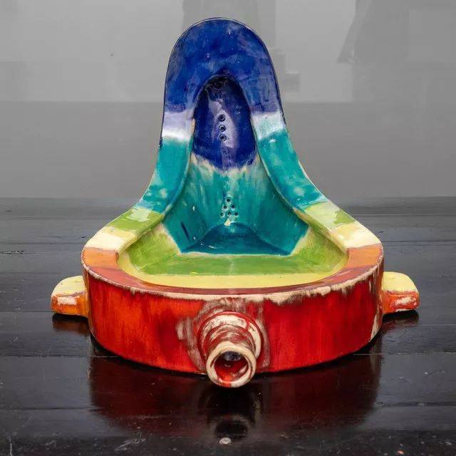 当马桶变为艺术,它"香"吗?