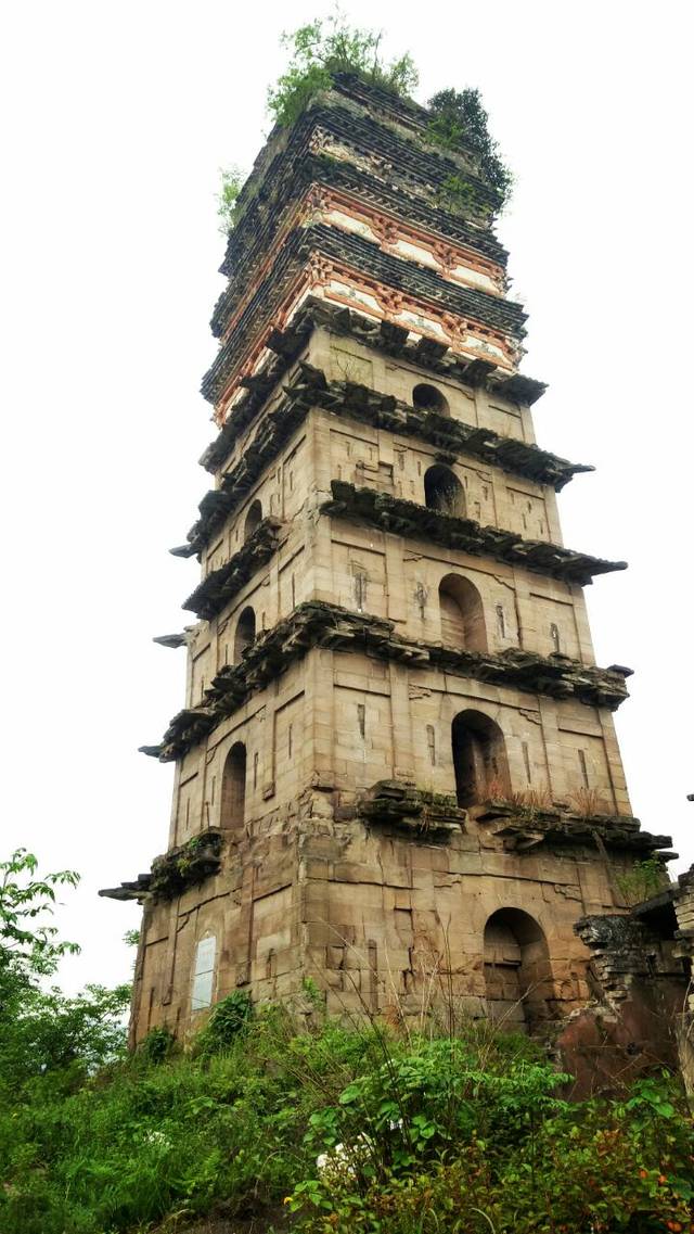 广安名人故事:亦贬亦褒王巡按