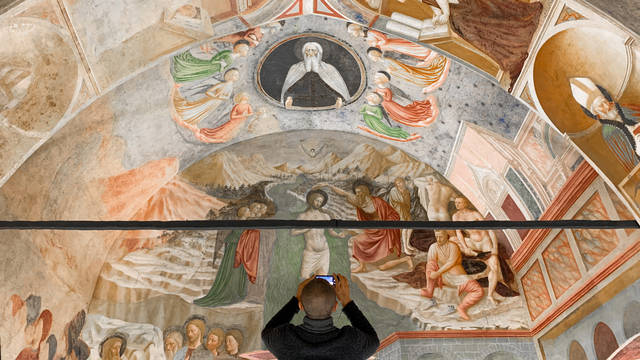 " 新一季的《局部》,陈丹青讲述的焦点是分散在意大利各地的湿壁画