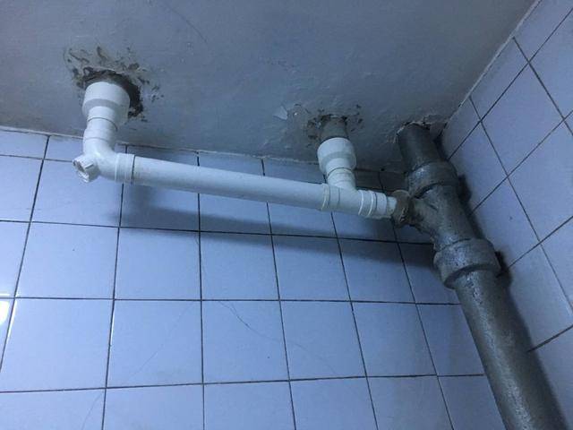 卫生间铸铁下水管改pvc图片