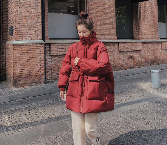 红色羽绒服怎么穿好看 冬日红色羽绒服怎么搭配_手机搜狐网