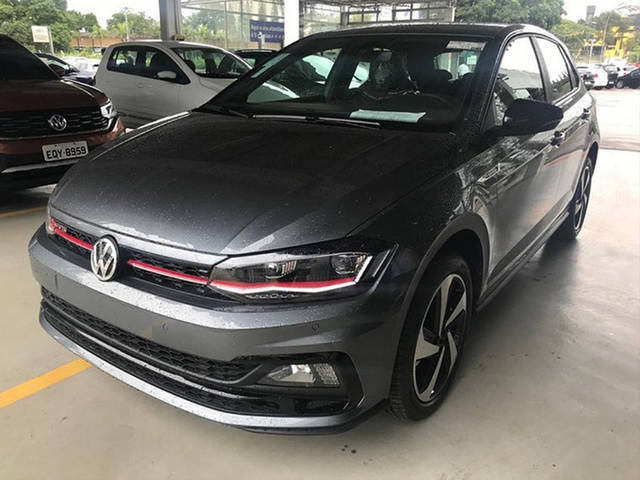 大众新polo gts到店实拍 搭1.4t引擎造型更运动_手机搜狐网