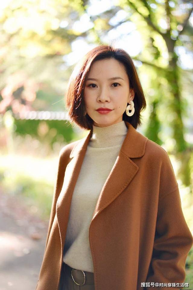 这位日本妈妈的穿搭火了!40岁女人这样穿,美过同龄人
